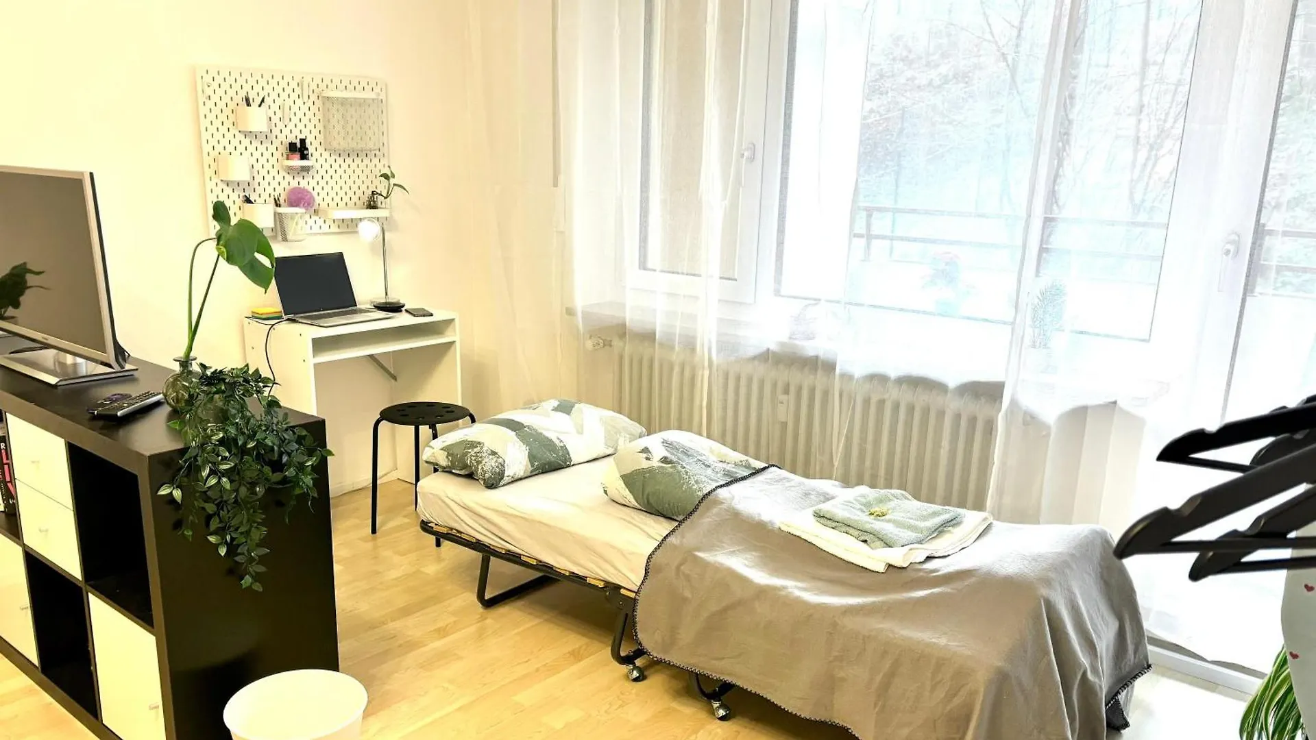 Apartment With 2 Balconies In נירנברג 0*,